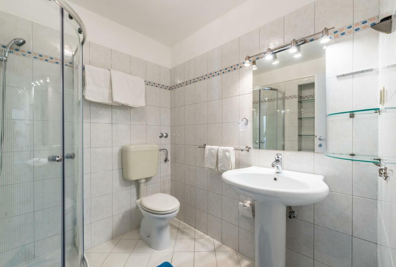 Luxury 1 Bedroom Apartment In ราบัซ ภายนอก รูปภาพ